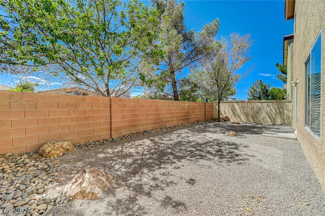 8433 Spencer Canyon Street Las Vegas NV 89166