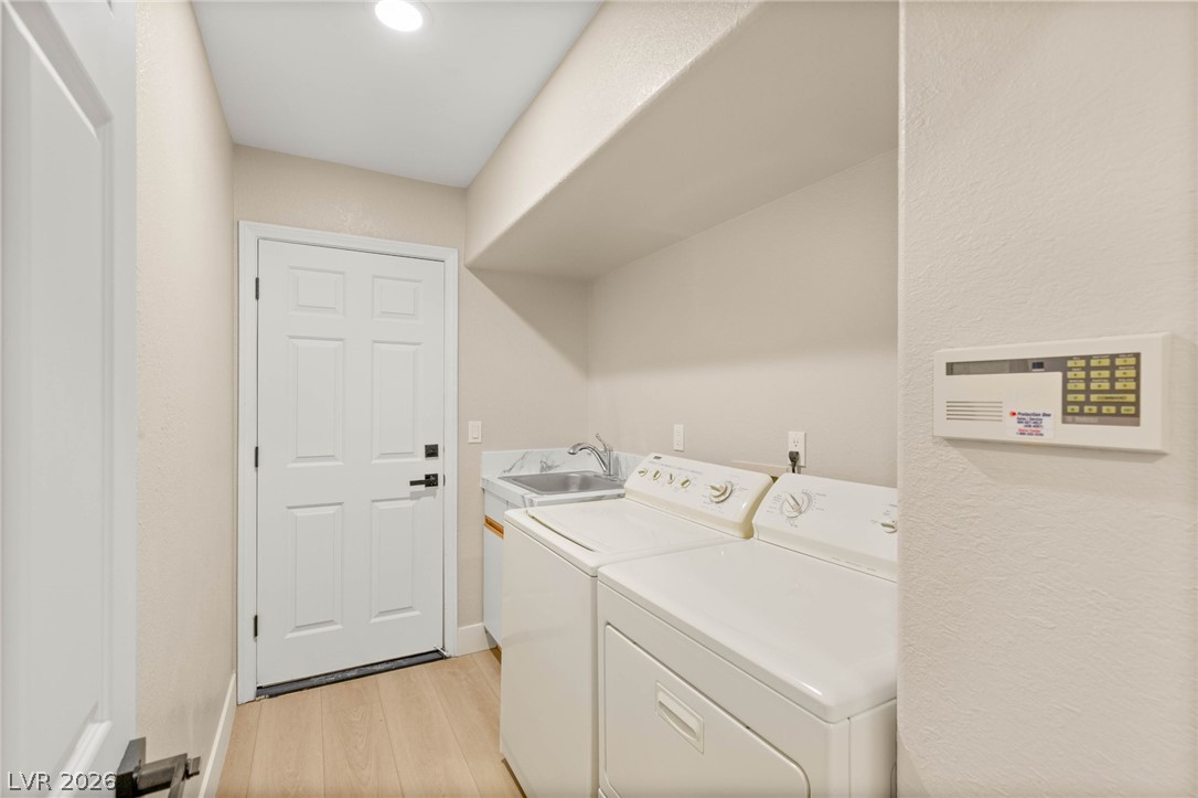 2104 Inverness Drive Henderson NV 89074