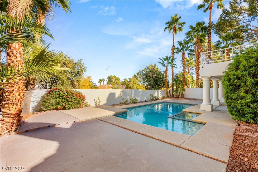 2104 Inverness Drive Henderson NV 89074