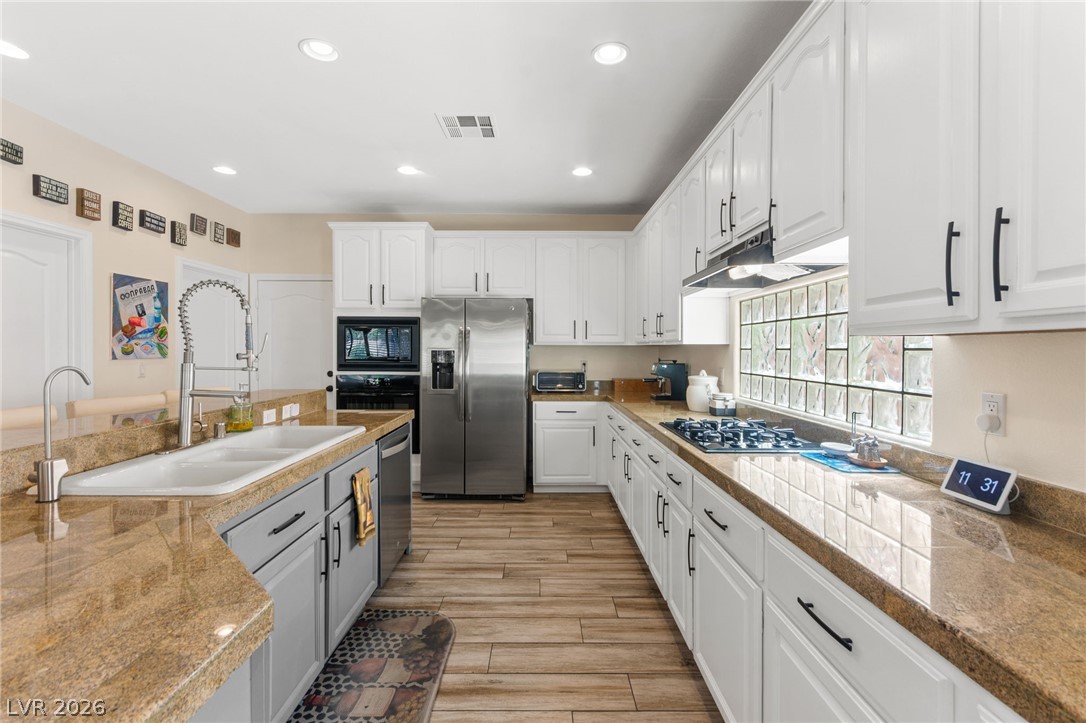 2017 Arbor Forest Street Las Vegas NV 89134