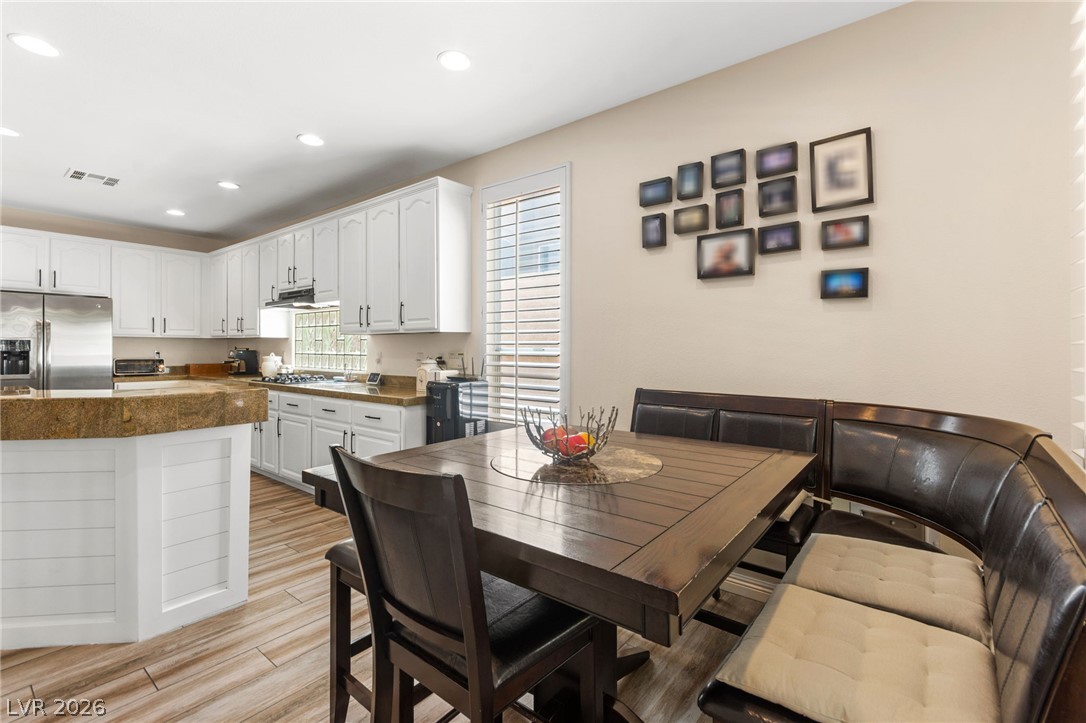 2017 Arbor Forest Street Las Vegas NV 89134