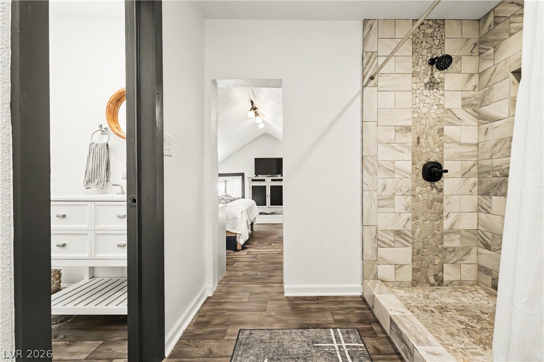 4607 Yellow Pine Las Vegas NV 89124