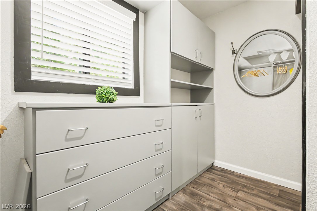 4607 Yellow Pine Las Vegas NV 89124
