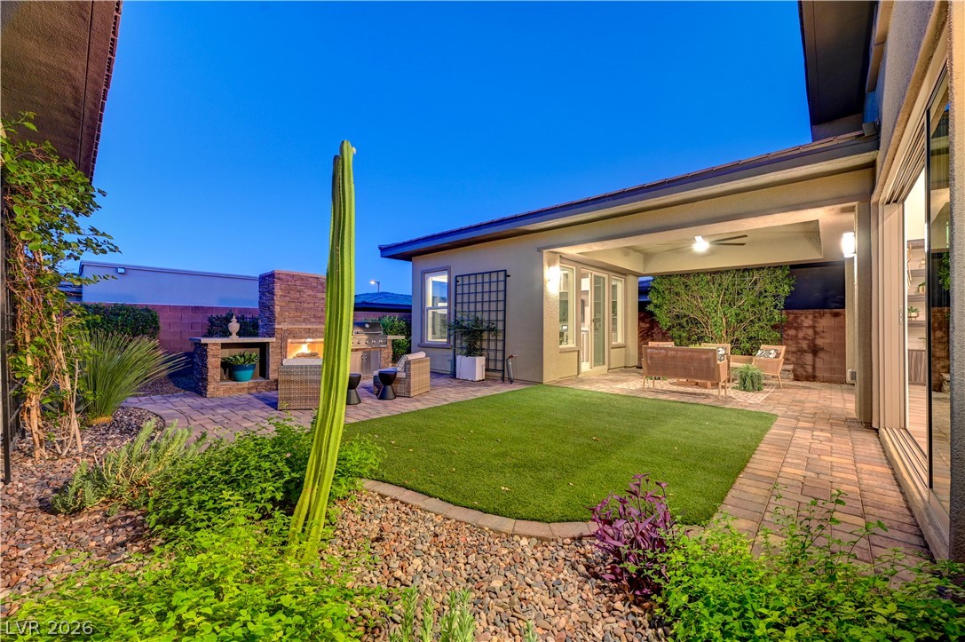 6706 Desert Crimson Street Las Vegas NV 89148