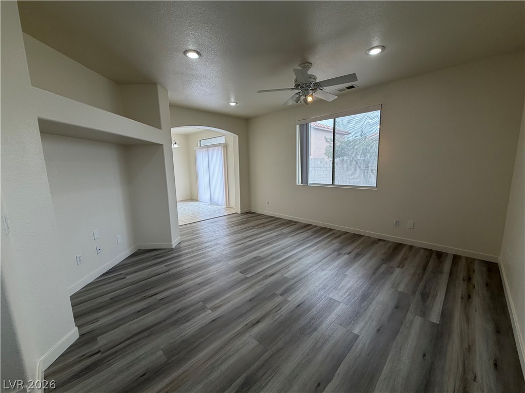 1094 Scarlet Haze Avenue Las Vegas NV 89183