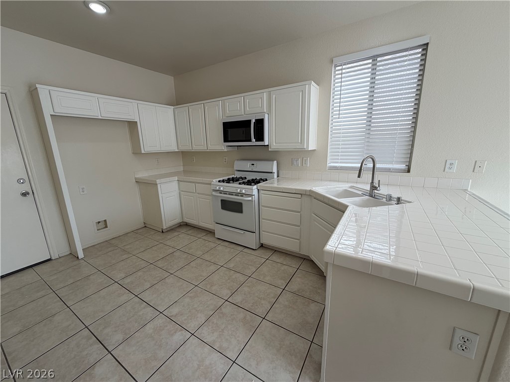1094 Scarlet Haze Avenue Las Vegas NV 89183