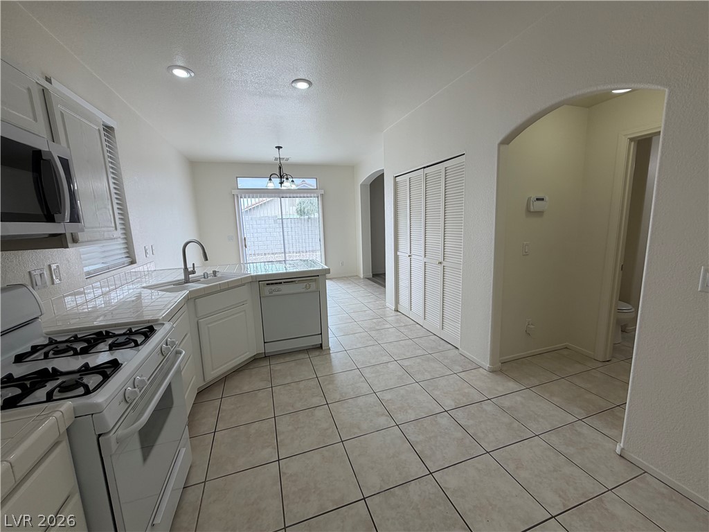 1094 Scarlet Haze Avenue Las Vegas NV 89183