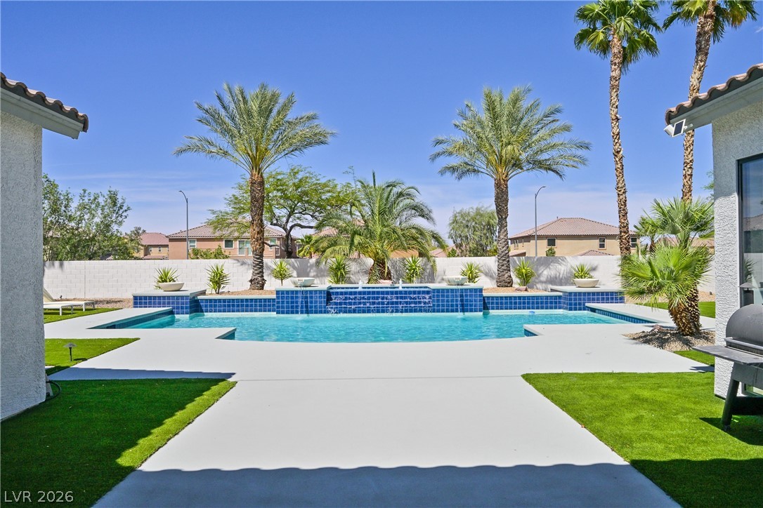 360 Hedgehope Drive Las Vegas NV 89183