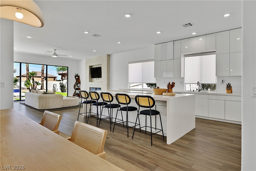 360 Hedgehope Drive Las Vegas NV 89183