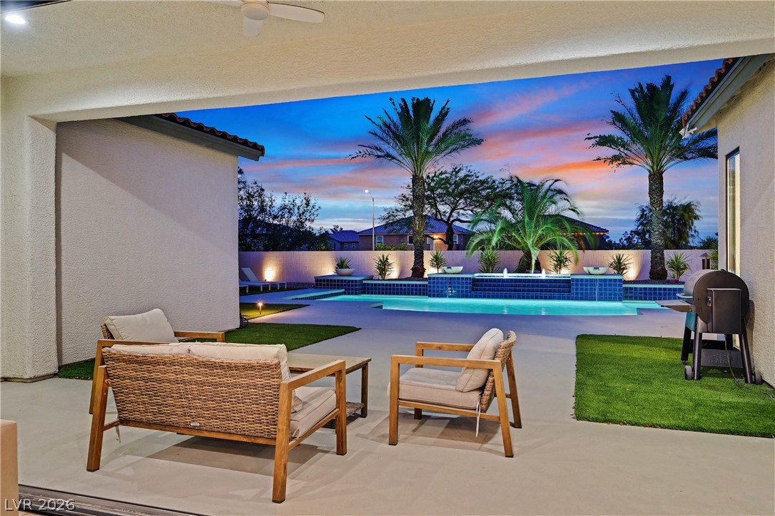 360 Hedgehope Drive Las Vegas NV 89183