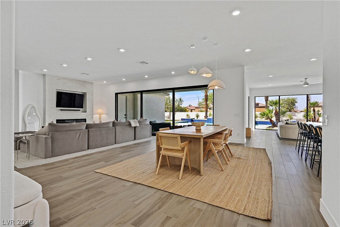 360 Hedgehope Drive Las Vegas NV 89183