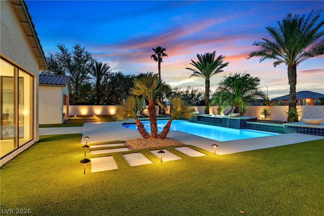 360 Hedgehope Drive Las Vegas NV 89183