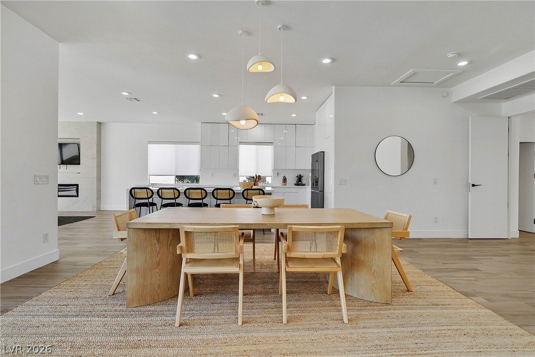 360 Hedgehope Drive Las Vegas NV 89183