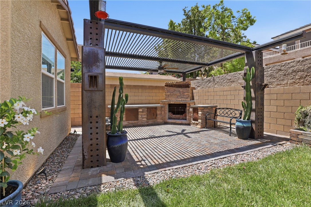 717 Coastal Lagoon Street Henderson NV 89002
