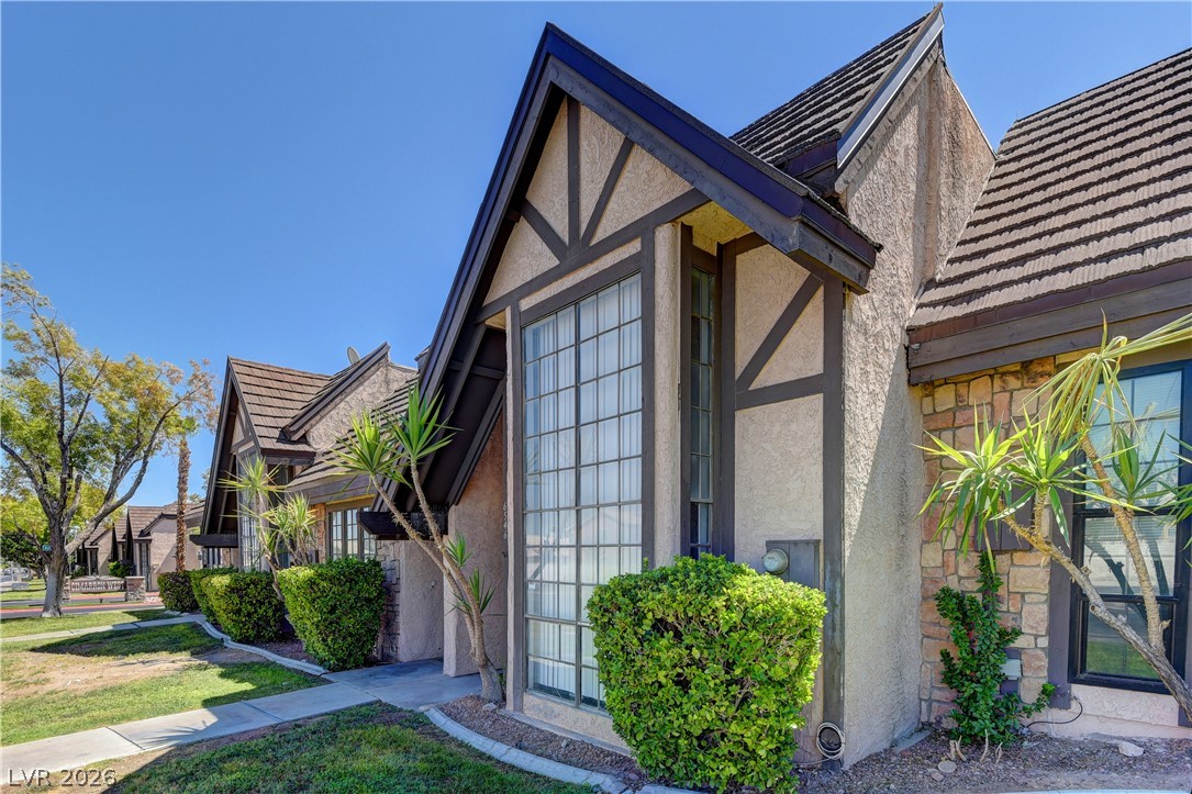 6546 Ironbark Lane Las Vegas NV 89107