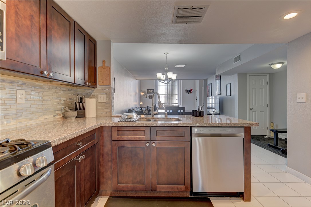 6546 Ironbark Lane Las Vegas NV 89107