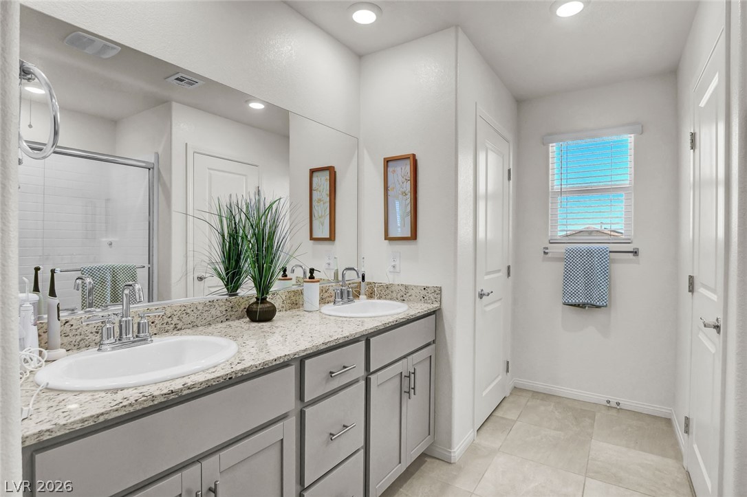 10927 Cambridge Lakes Avenue Las Vegas NV 89166