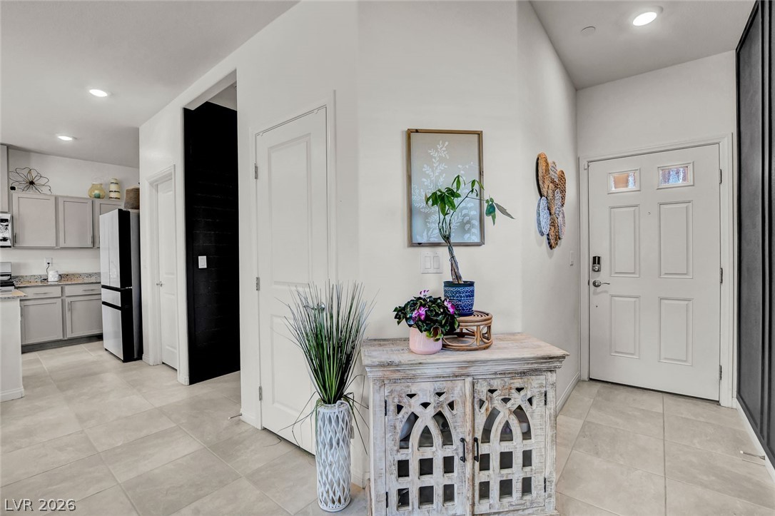 10927 Cambridge Lakes Avenue Las Vegas NV 89166