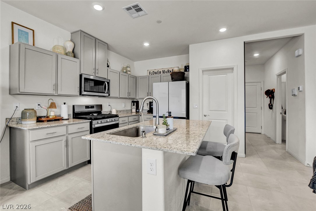 10927 Cambridge Lakes Avenue Las Vegas NV 89166