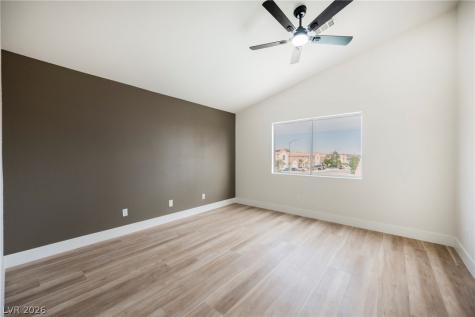 9516 Fox Forest Avenue Las Vegas NV 89129