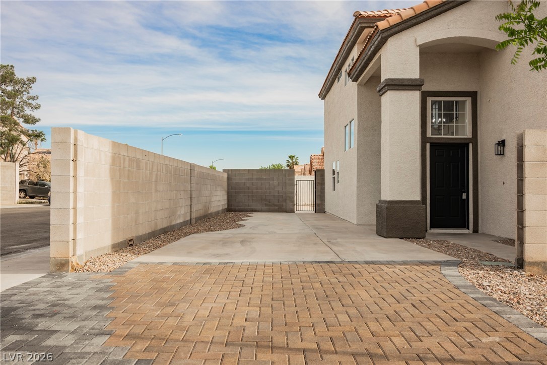 9516 Fox Forest Avenue Las Vegas NV 89129