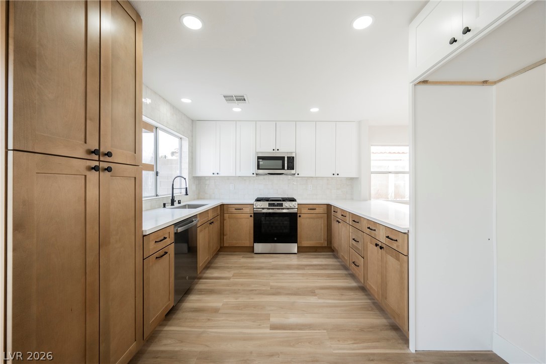 9516 Fox Forest Avenue Las Vegas NV 89129