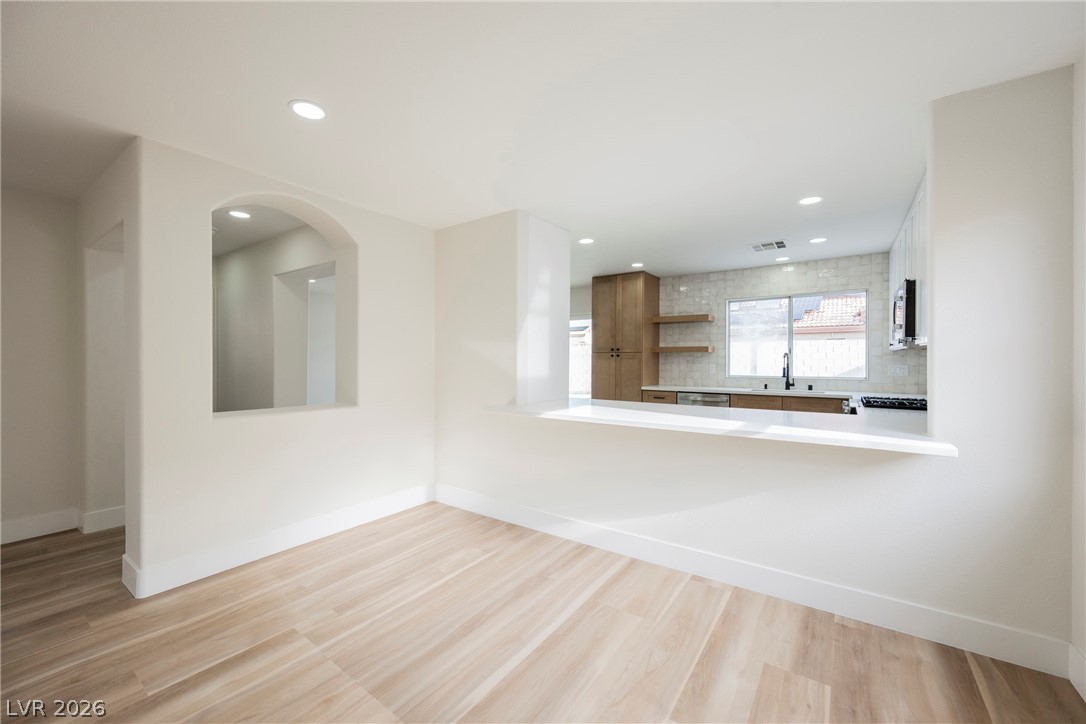 9516 Fox Forest Avenue Las Vegas NV 89129