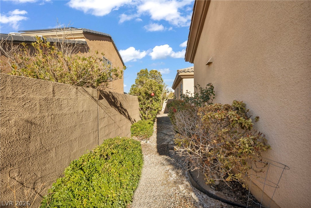 37 Stonemark Drive Henderson NV 89052