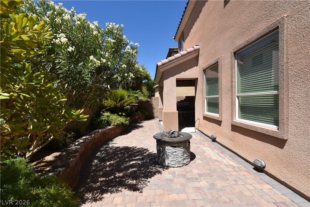 6153 Pine Banks Court Las Vegas NV 89141