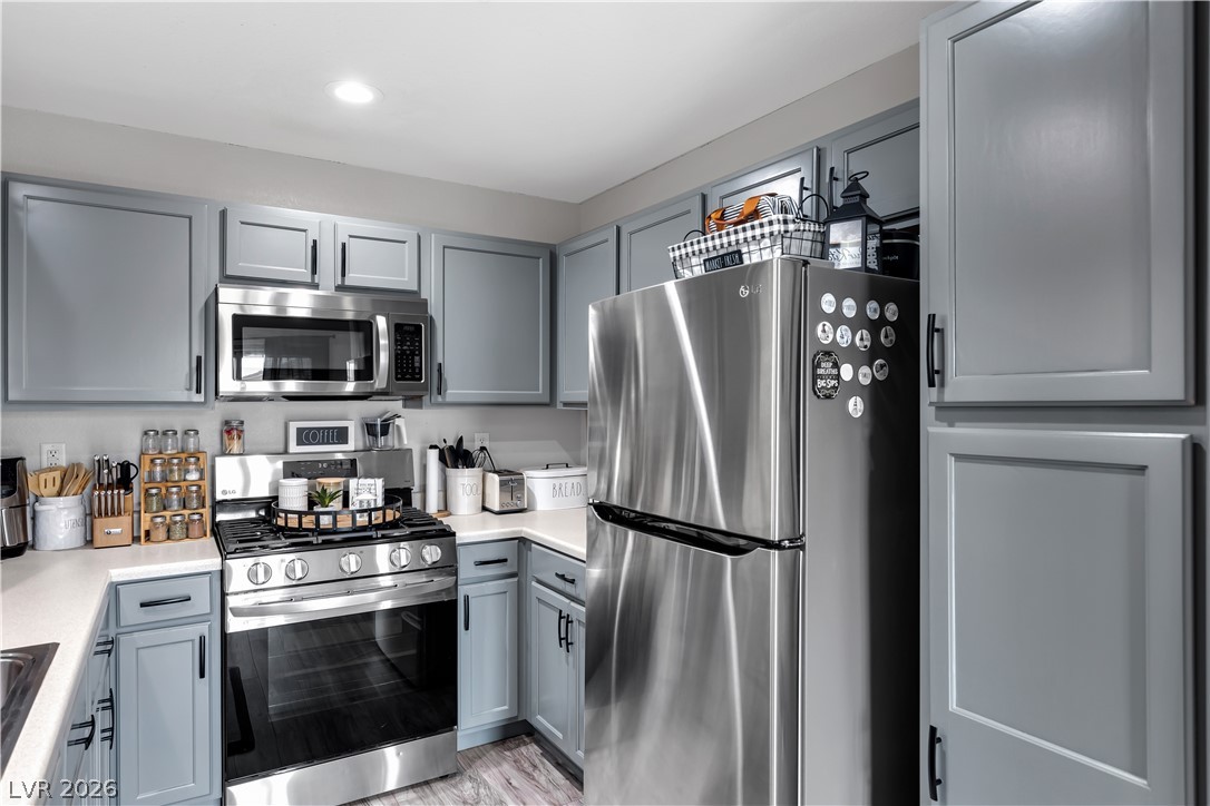 6674 Churnet Valley Avenue Las Vegas NV 89139