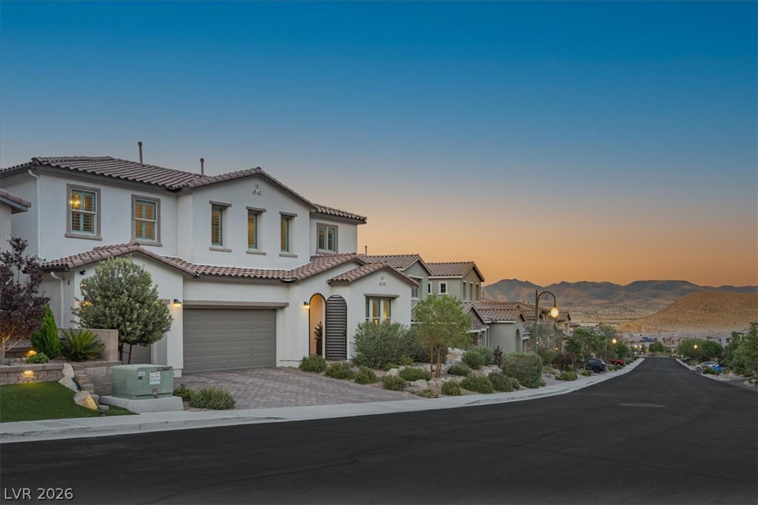 3998 Montone Avenue Las Vegas NV 89141