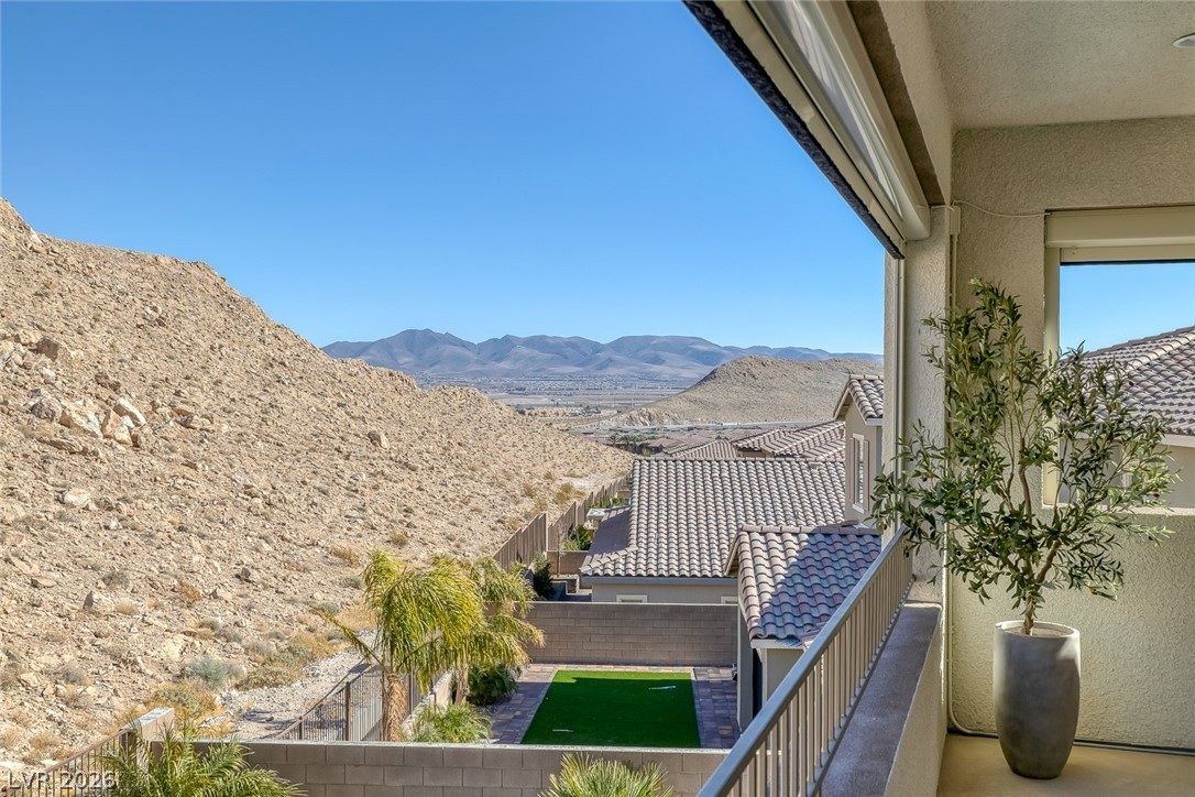 3998 Montone Avenue Las Vegas NV 89141