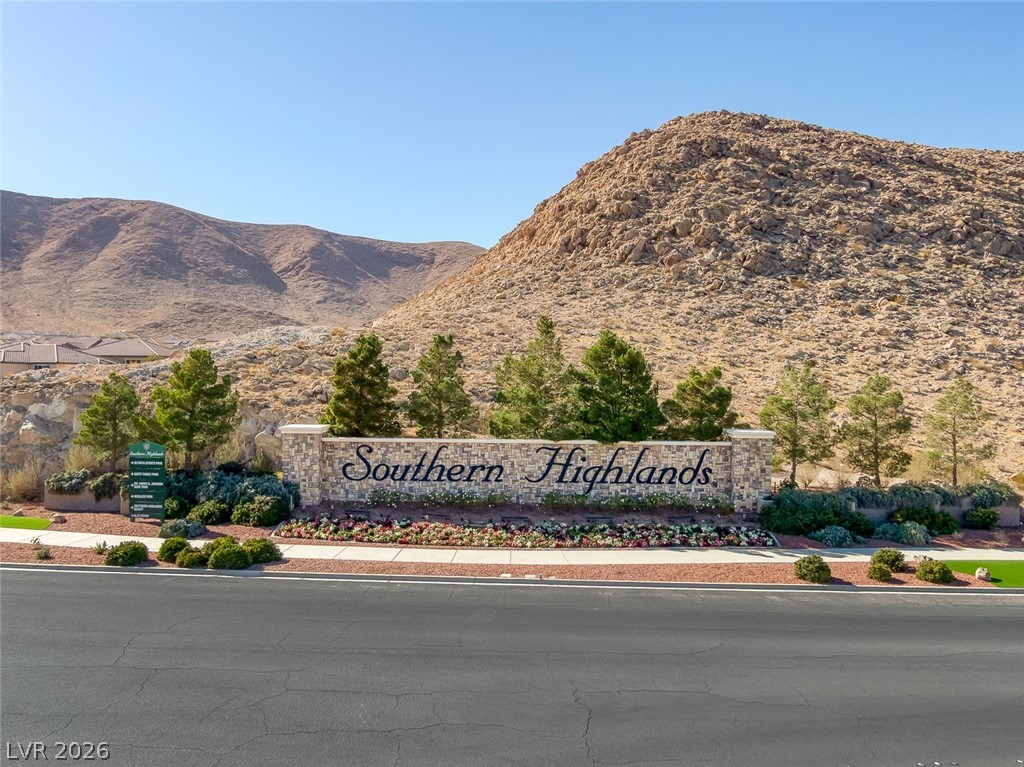 3998 Montone Avenue Las Vegas NV 89141