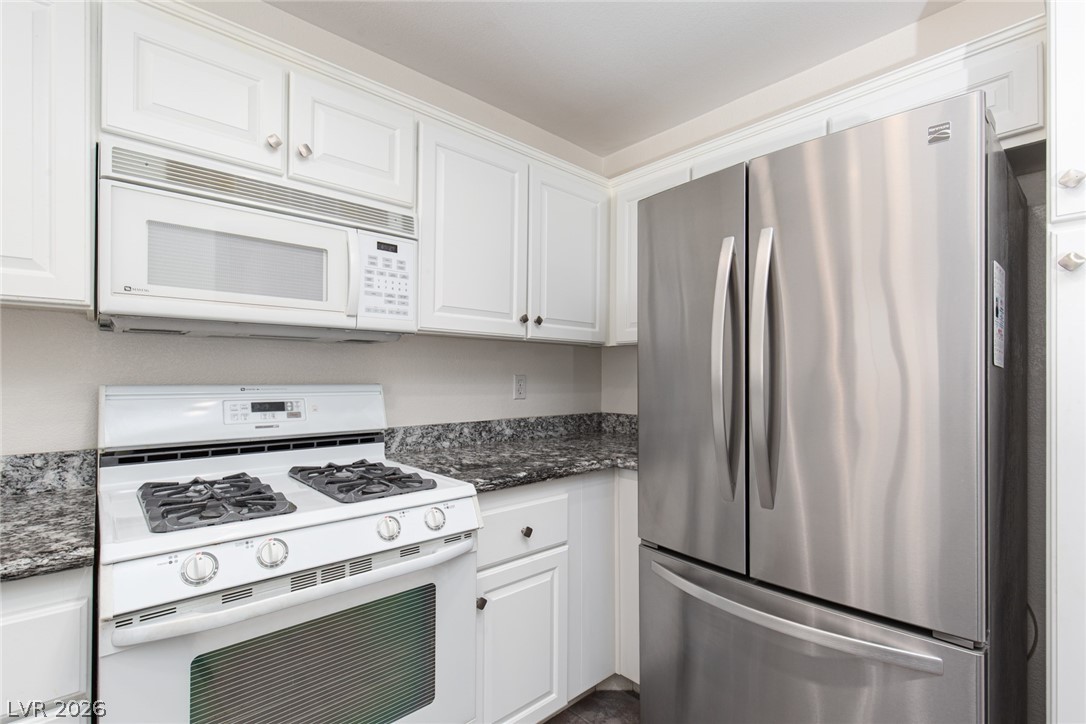 27 Belle La Blanc Avenue Las Vegas NV 89123