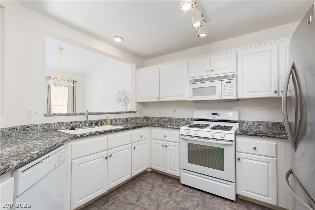 27 Belle La Blanc Avenue Las Vegas NV 89123