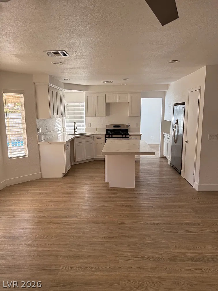 909 Sparrow Court Henderson NV 89014
