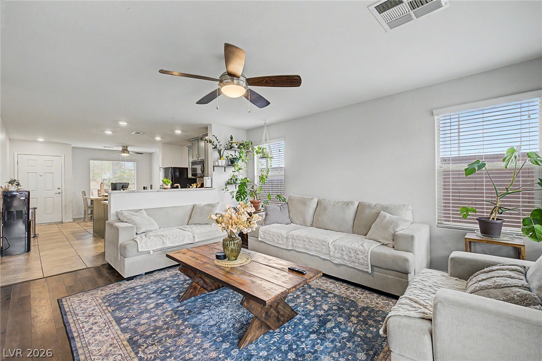 6154 Portland Treaty Avenue Las Vegas NV 89122