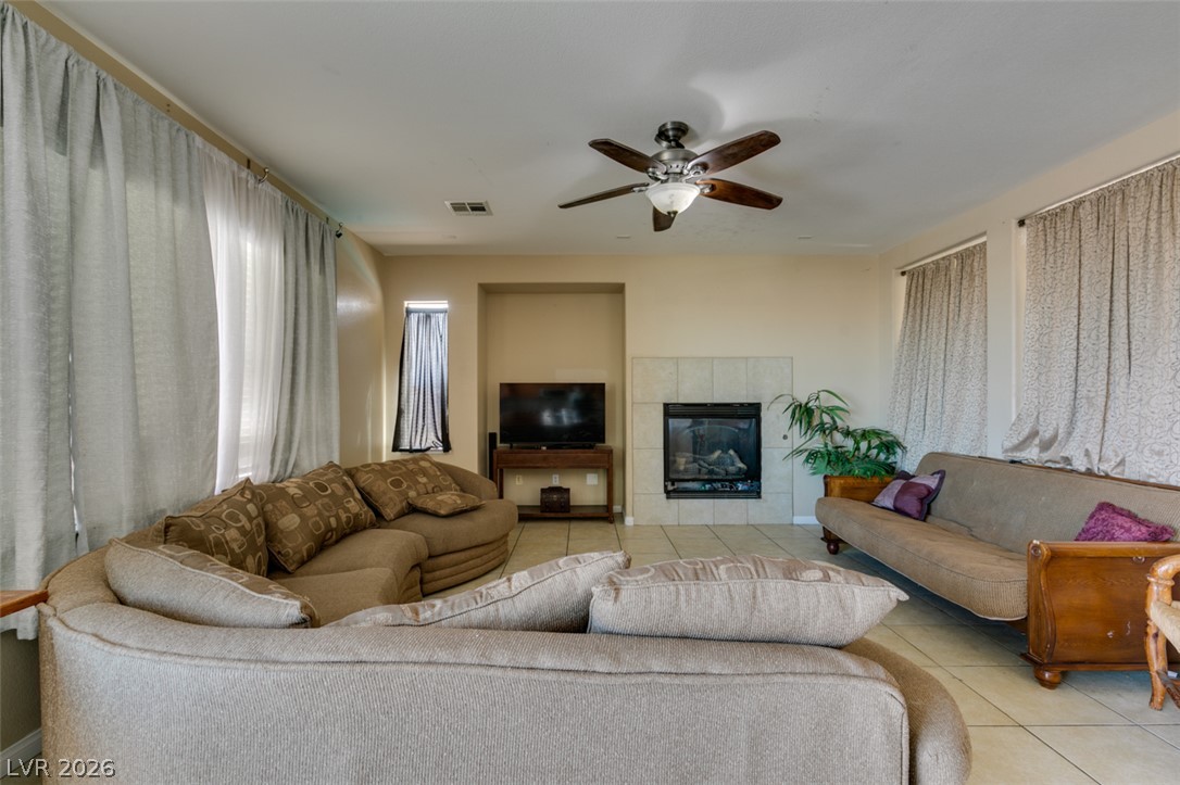 10078 Keifer Valley Street Las Vegas NV 89178