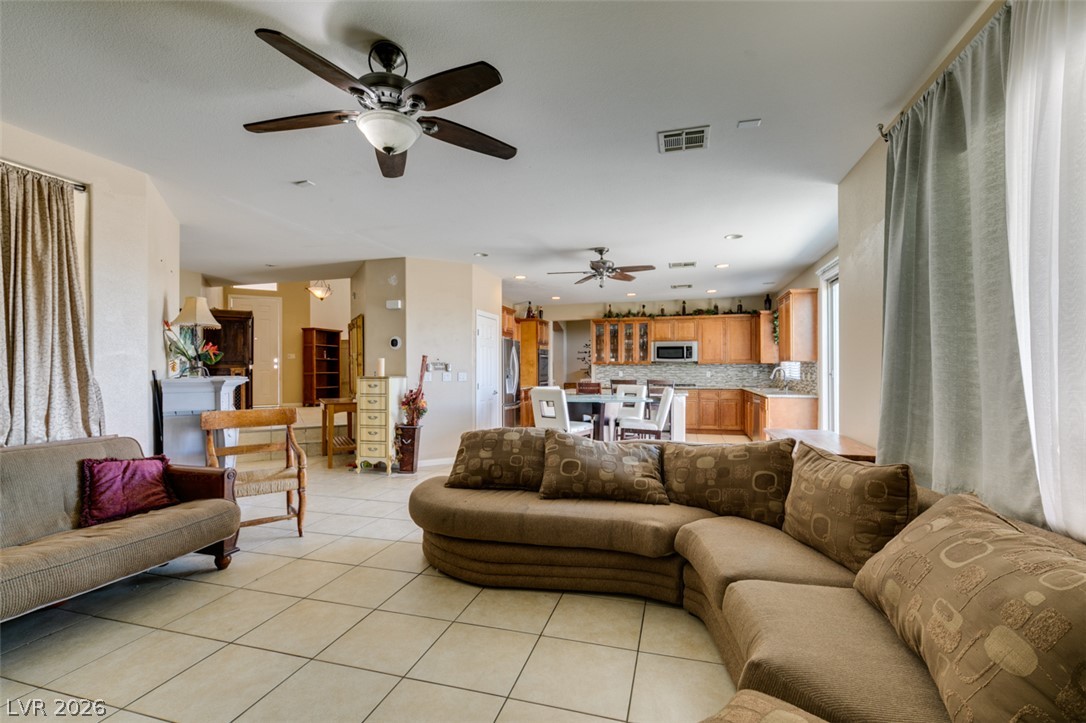 10078 Keifer Valley Street Las Vegas NV 89178