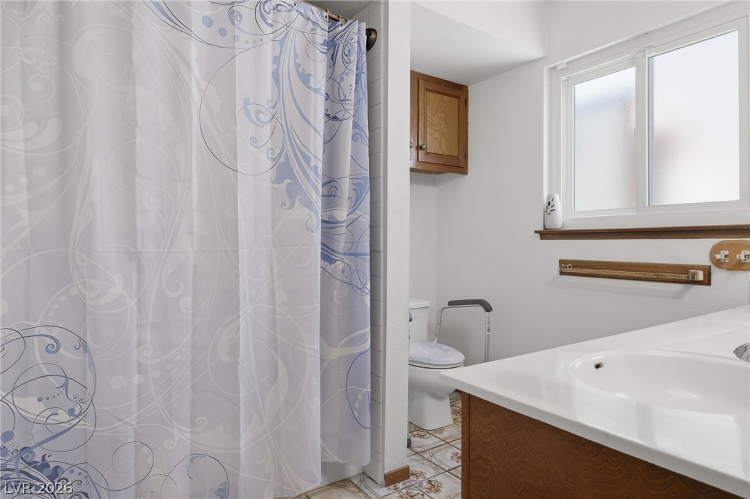 1209 Oak Tree Lane Las Vegas NV 89108