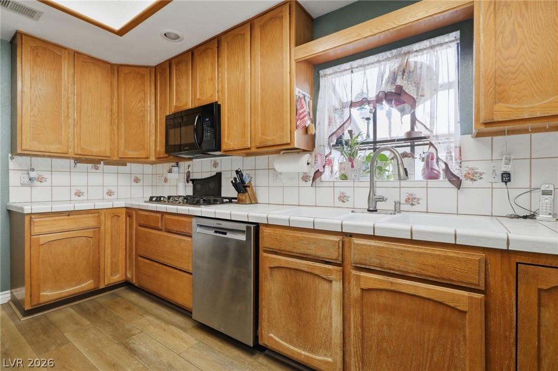 1209 Oak Tree Lane Las Vegas NV 89108