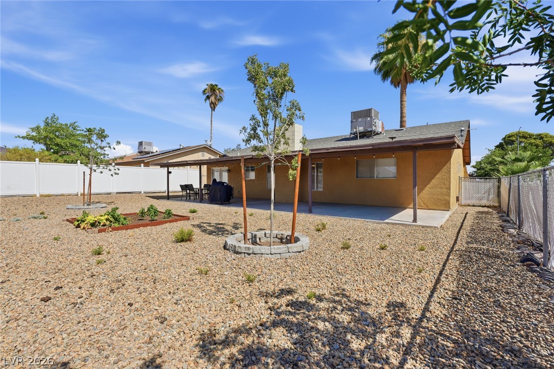 516 North Summit Drive Henderson NV 89002