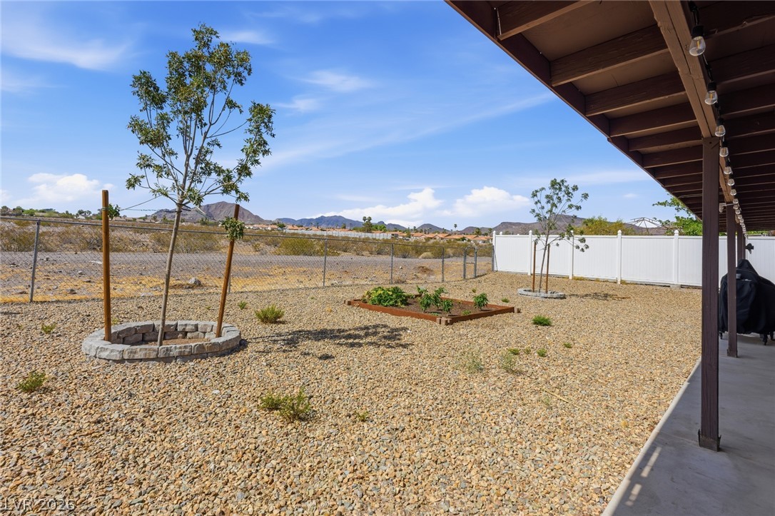 516 North Summit Drive Henderson NV 89002