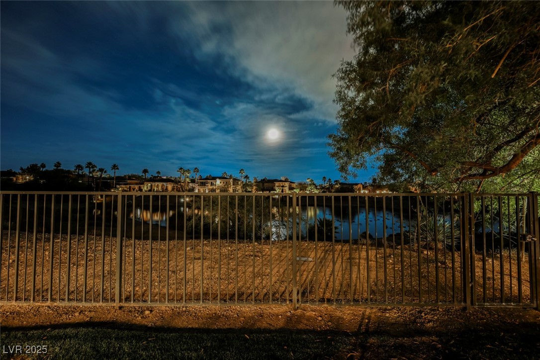 2486 Grassy Spring Place Las Vegas NV 89135