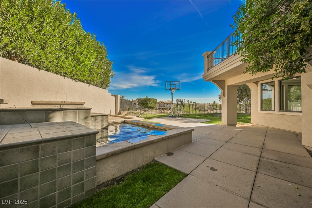 2486 Grassy Spring Place Las Vegas NV 89135
