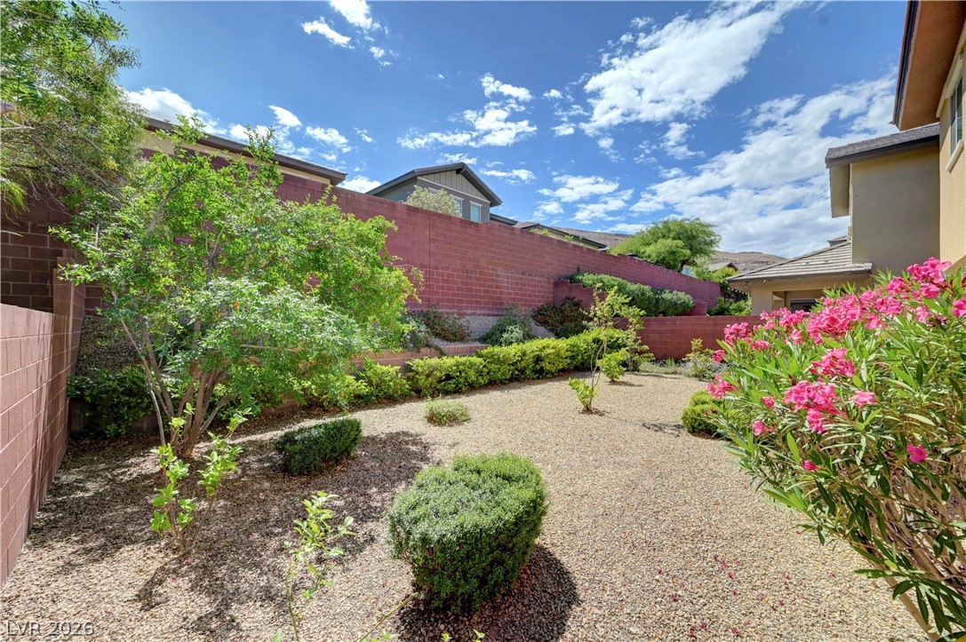 5673 Oak Bend Drive Las Vegas NV 89135