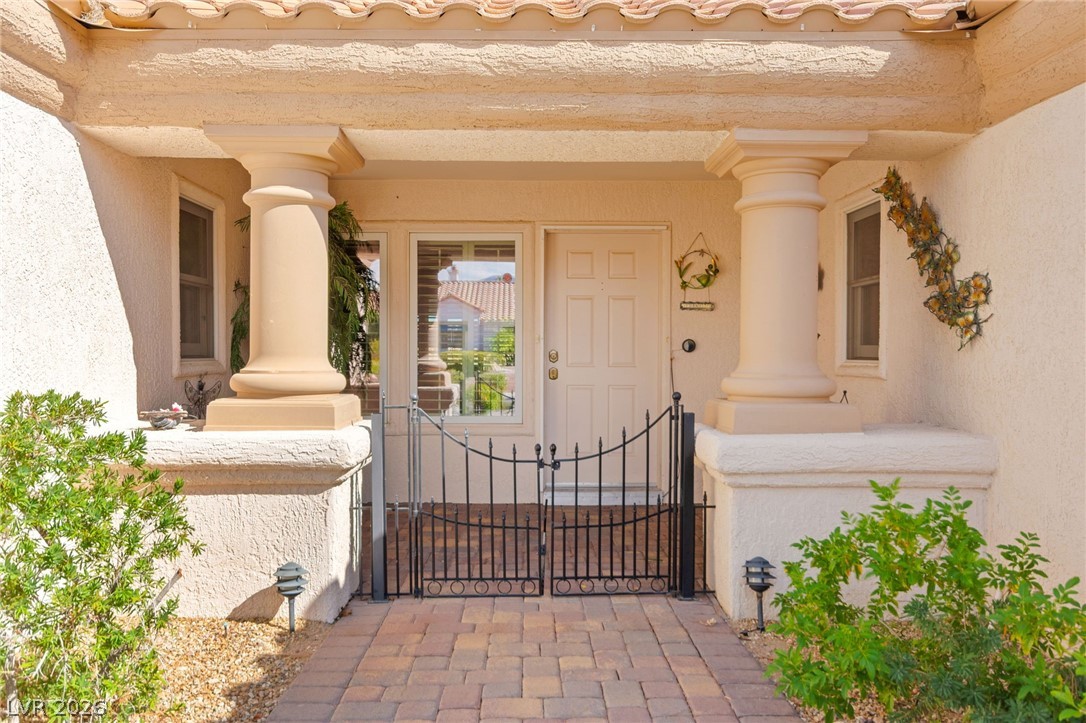 2712 Lotus Hill Drive Las Vegas NV 89134