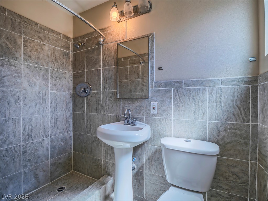 1103 Arrowhead Avenue Las Vegas NV 89106