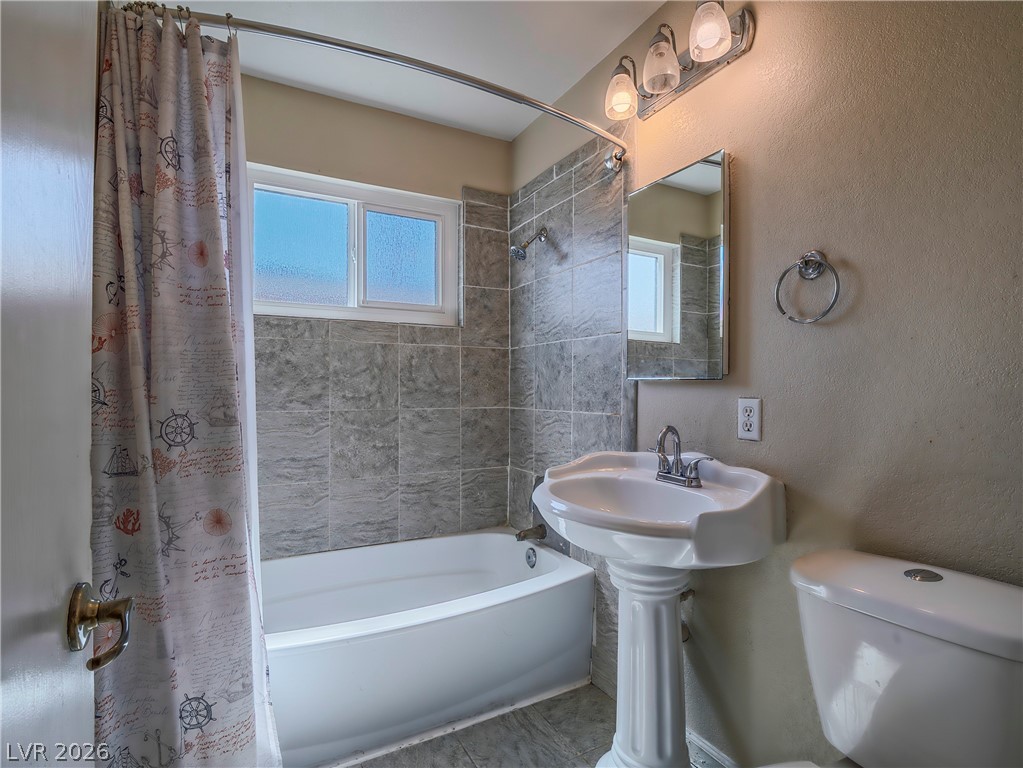 1103 Arrowhead Avenue Las Vegas NV 89106