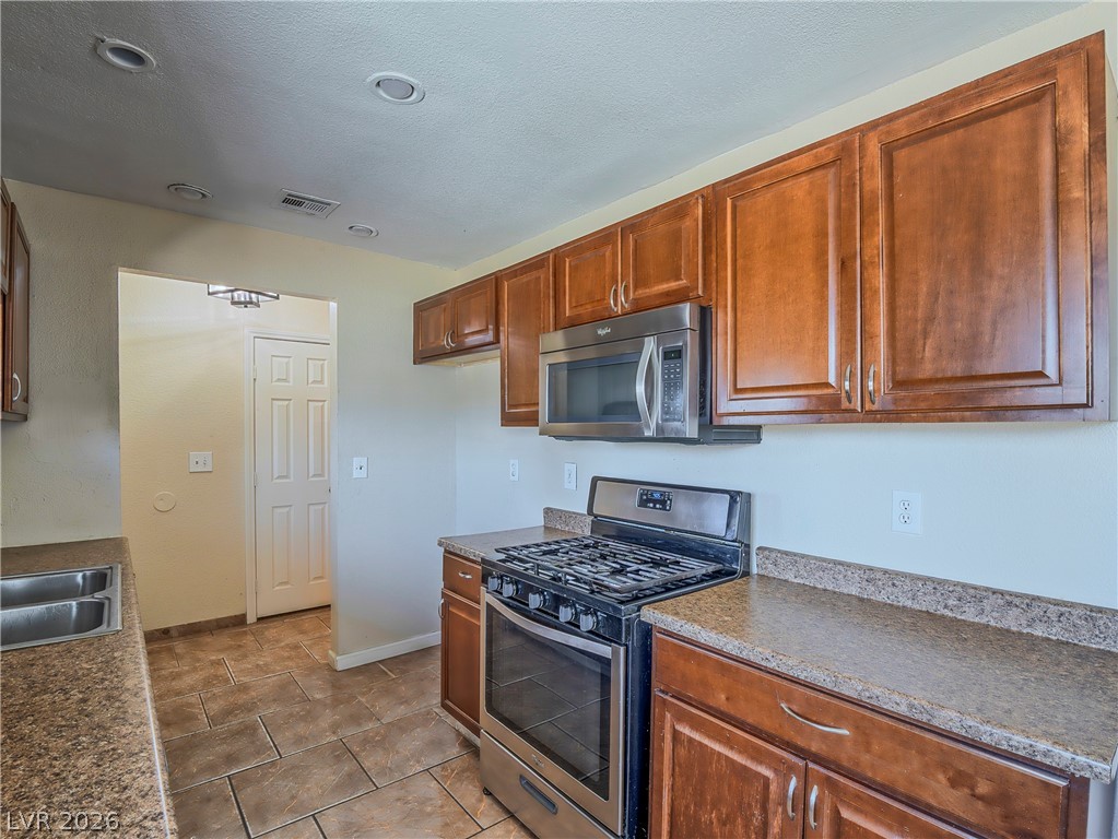 1103 Arrowhead Avenue Las Vegas NV 89106